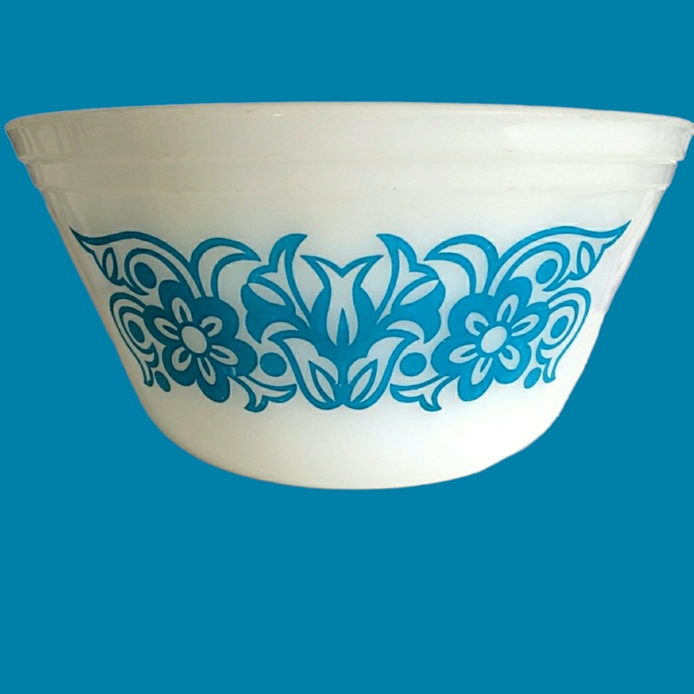 Federal Milk Glass Bowl Turquoise Flowers Vintage Retro